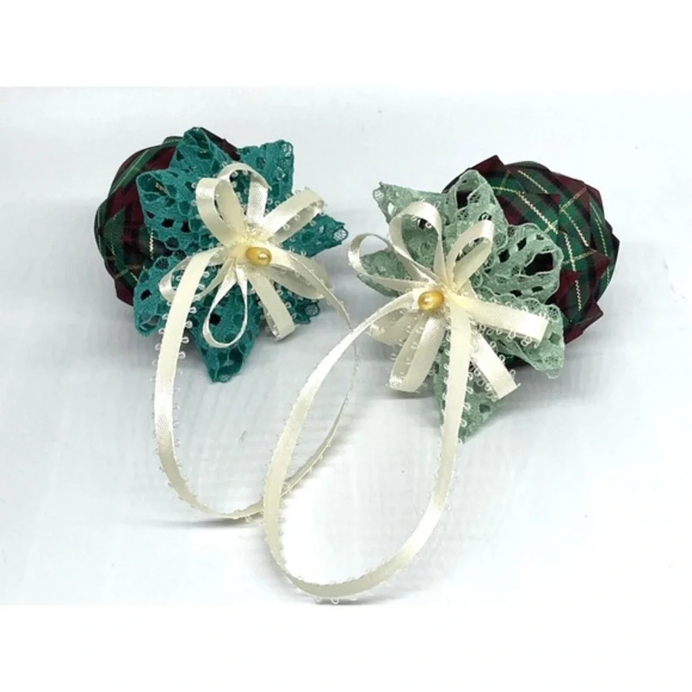 Green Plaid Ribbon and Lace‎ Pine Cone Christmas Ornaments Set of 2 Vintage